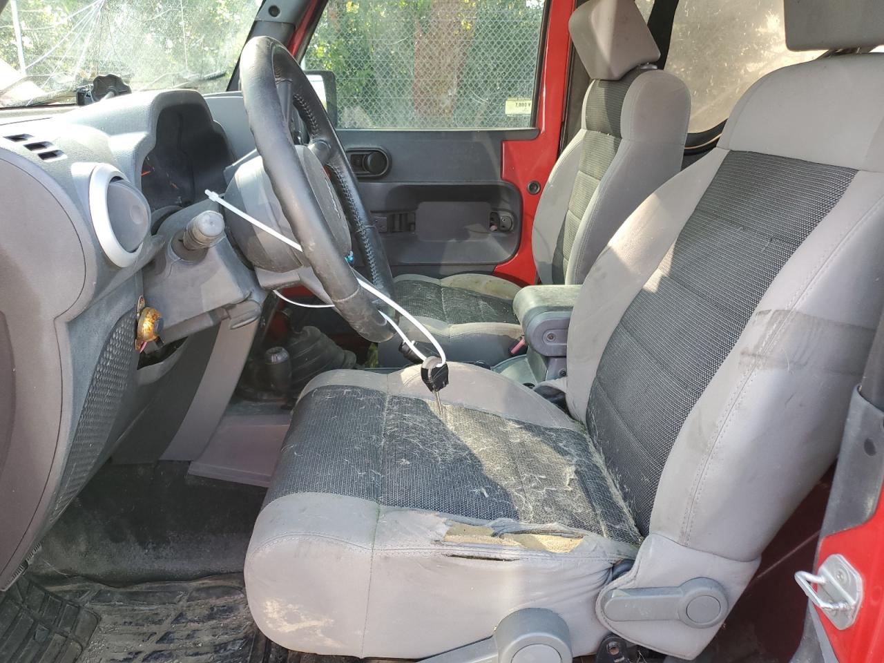 2007 Jeep Wrangler X VIN: 1J4FA24117L135478 Lot: 70907874