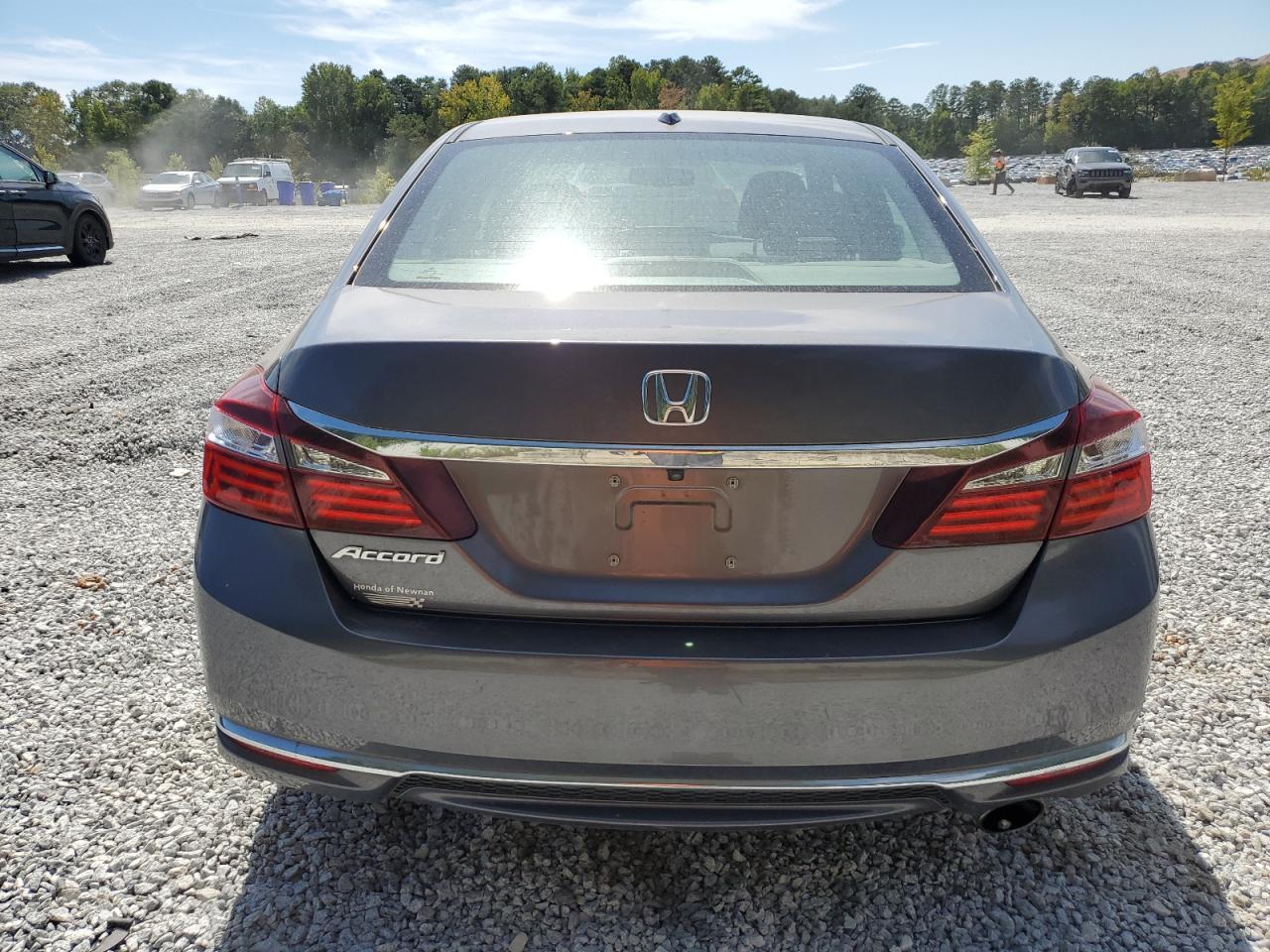 2017 Honda Accord Exl VIN: 1HGCR2F8XHA258187 Lot: 69994994