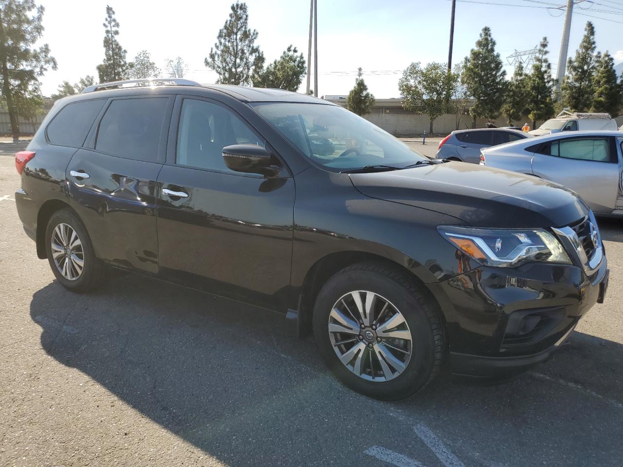 2019 Nissan Pathfinder S VIN: 5N1DR2MN7KC650529 Lot: 70287314