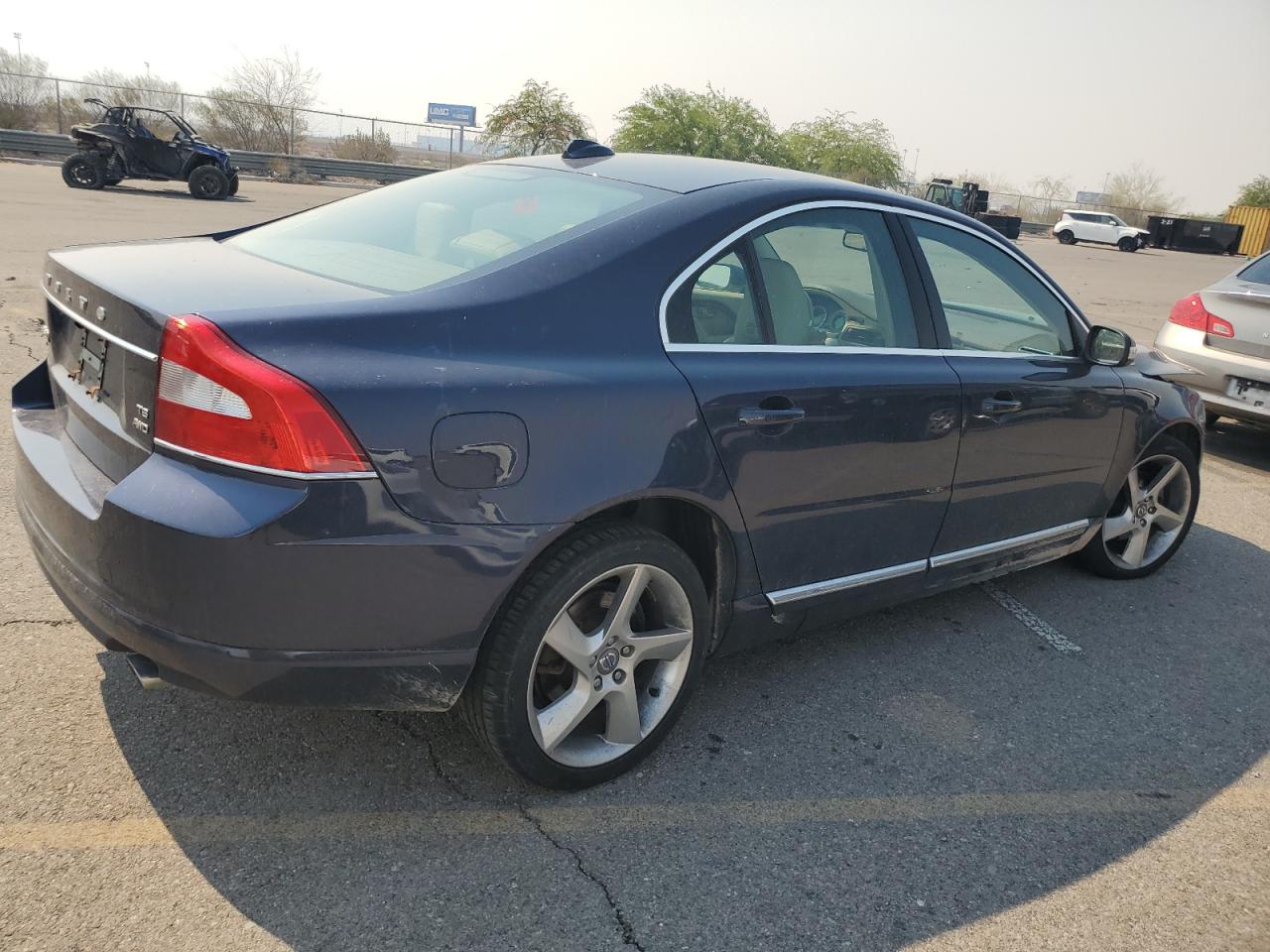 2010 Volvo S80 - Image 3