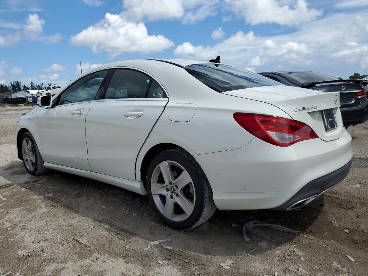 WDDSJ4GB3JN598387 2018 MERCEDES-BENZ CLA CLASS - Image 2