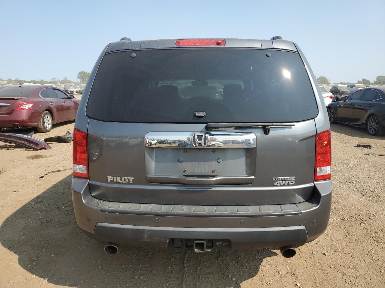 2011 Honda Pilot Touring VIN: 5FNYF4H90BB005635 Lot: 70903904