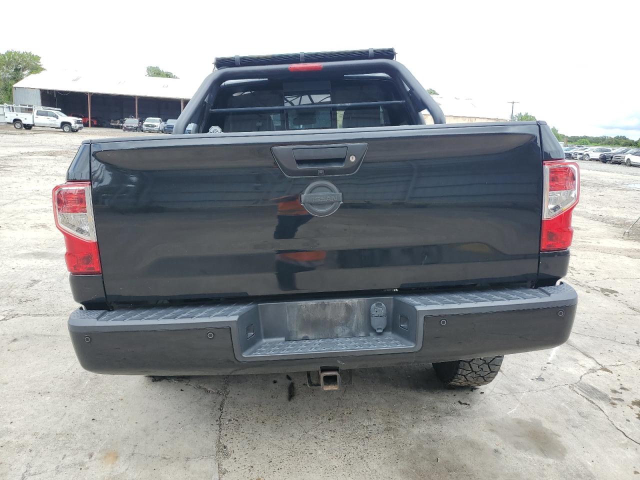 2017 Nissan Titan Sv VIN: 1N6AA1C64HN562003 Lot: 72151264