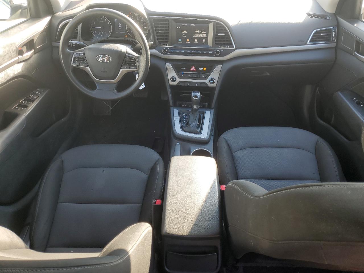 2018 Hyundai Elantra - Image 8