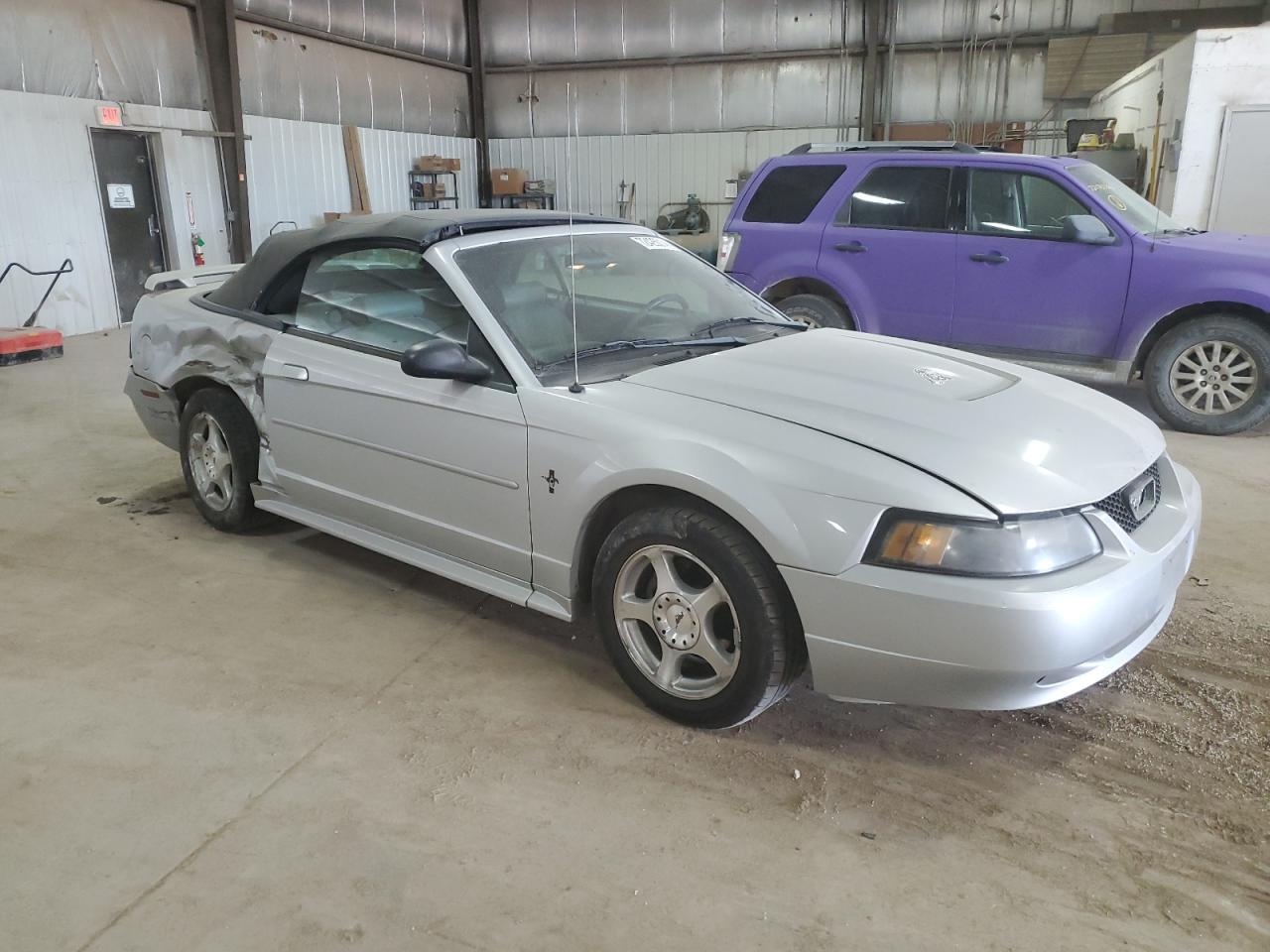 2003 Ford Mustang - Image 4