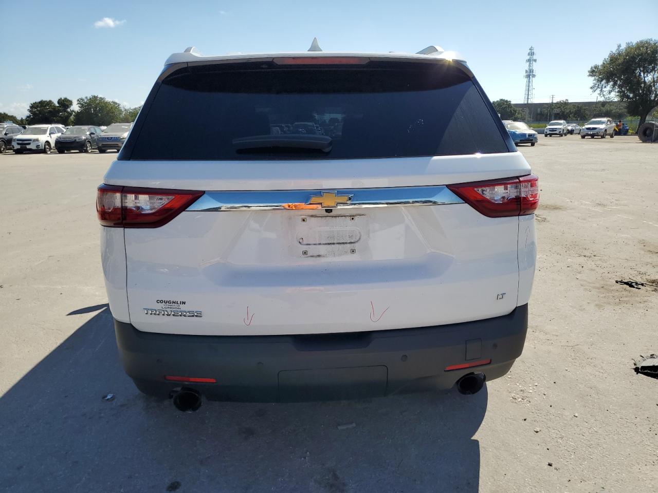 2018 Chevrolet Traverse Lt VIN: 1GNERGKW8JJ157901 Lot: 72364844