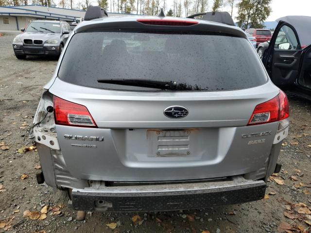  SUBARU OUTBACK 2013 Серебристый