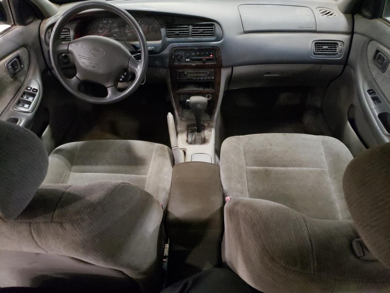 1N4DL01D21C130331 2001 Nissan Altima Xe