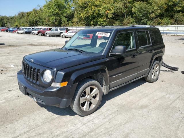 2011 Jeep Patriot Latitude продається в Ellwood City, PA - Side