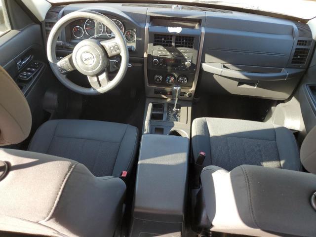  JEEP LIBERTY 2012 White