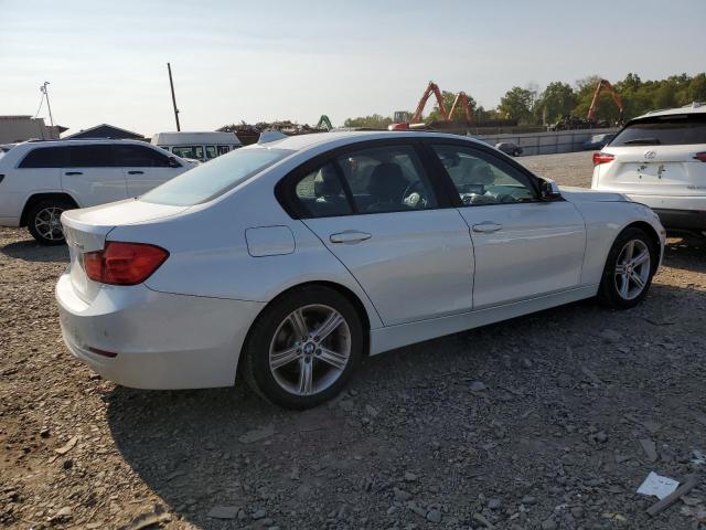  BMW 3 SERIES 2014 Белы