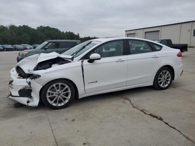  FORD FUSION 2019 White