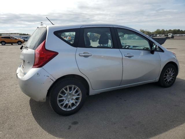  NISSAN VERSA 2015 Сріблястий