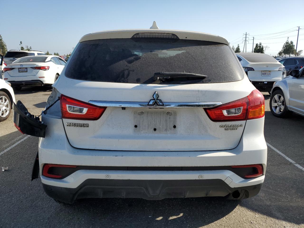 JA4AP3AU2JZ020549 2018 Mitsubishi Outlander Sport Es