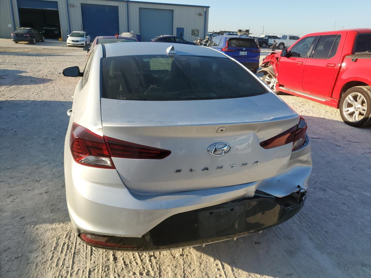 2019 Hyundai Elantra Sel VIN: KMHD84LF5KU837108 Lot: 71734284