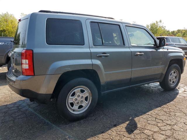 Паркетники JEEP PATRIOT 2013 Сірий