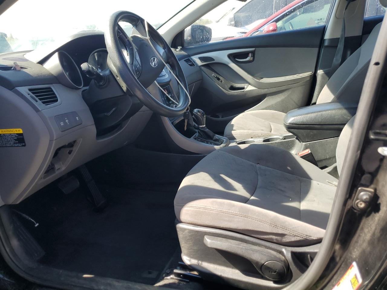 KMHDH4AE0GU546422 2016 Hyundai Elantra Se