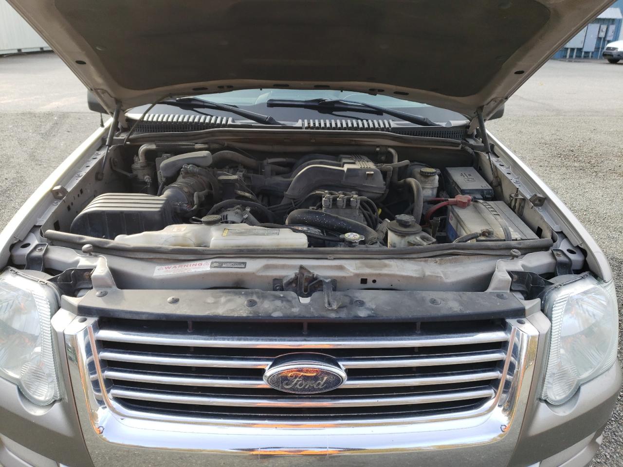 1FMEU73E98UA96558 2008 Ford Explorer Xlt