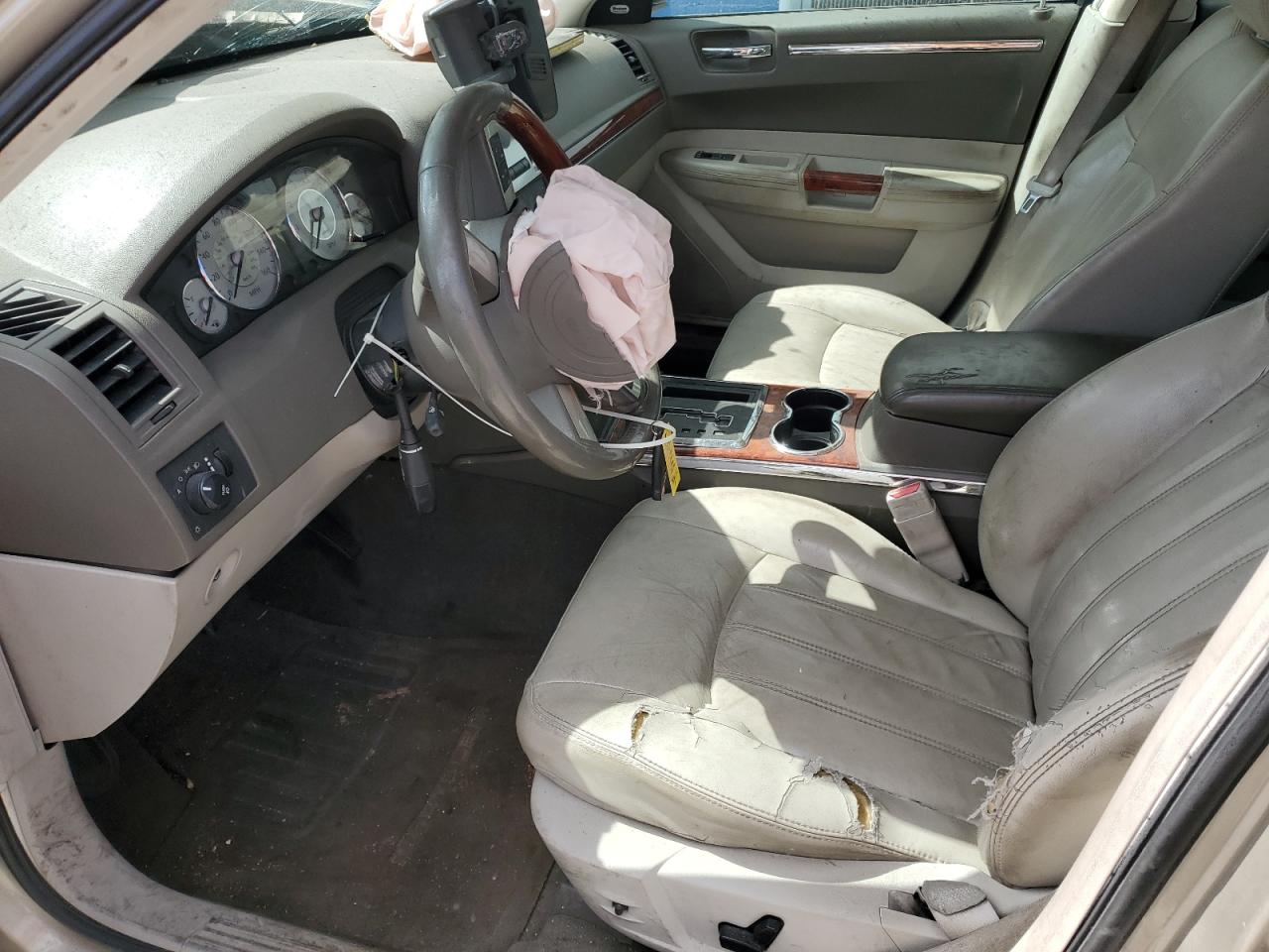 2008 Chrysler 300C VIN: 2C3KK63H48H218140 Lot: 71375264