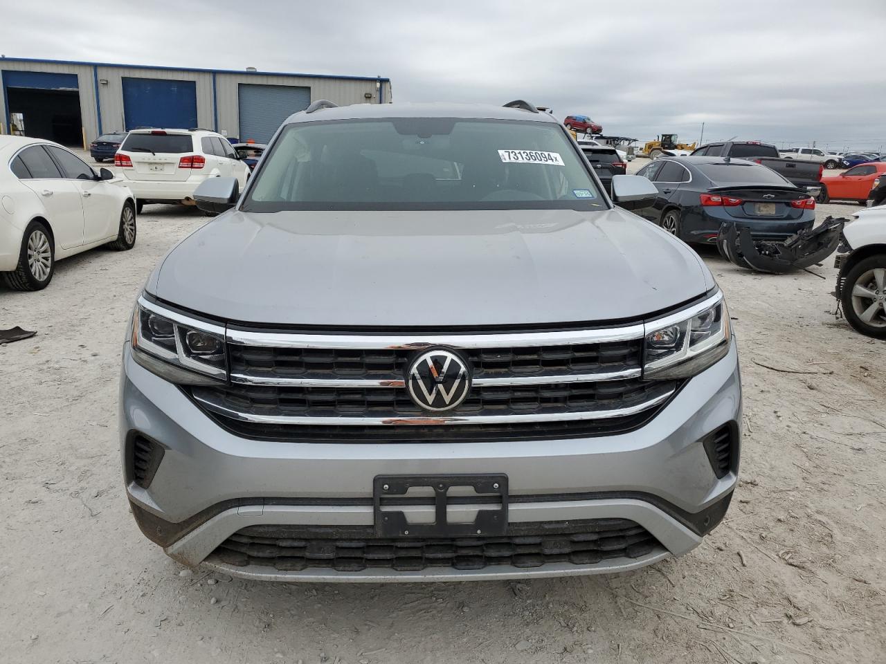 1V2HR2CA5MC517502 2021 Volkswagen Atlas Se