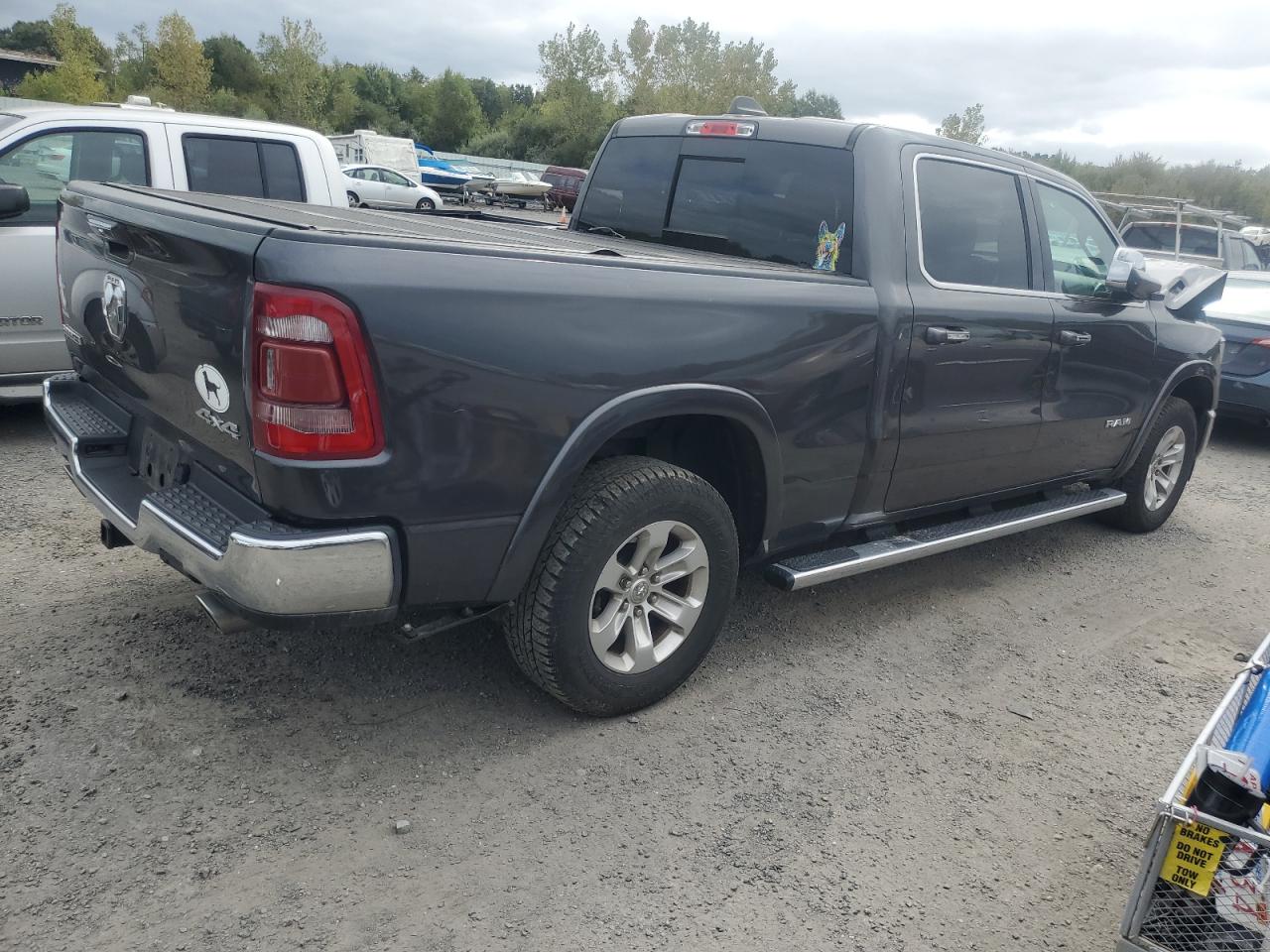 1C6SRFRT0KN700614 2019 Ram 1500 Laramie