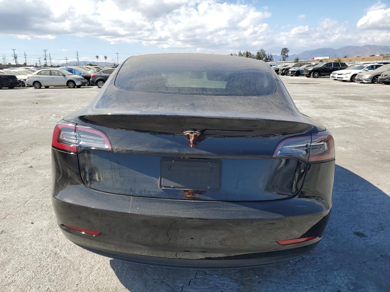 5YJ3E1EA3KF323856 2019 Tesla Model 3