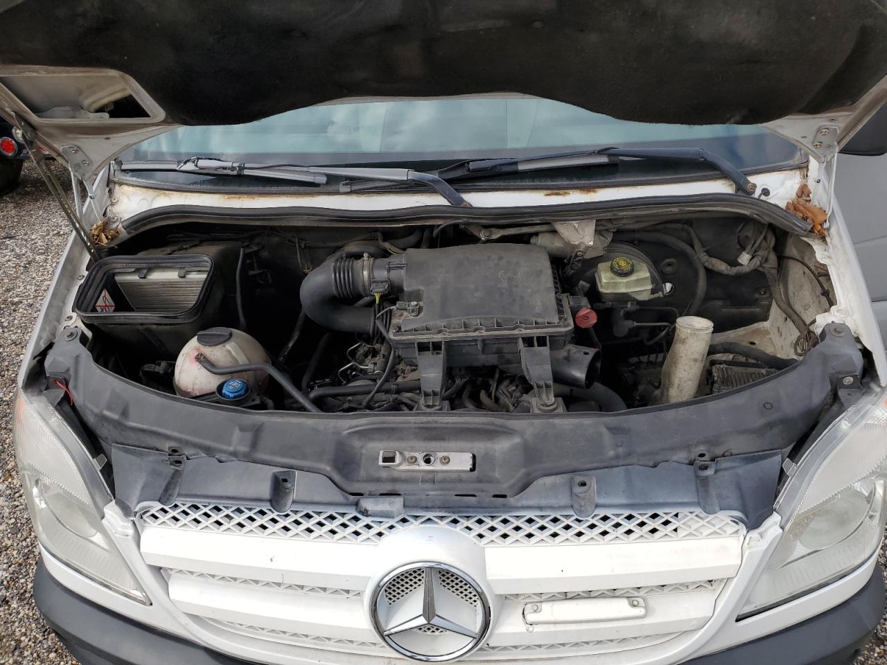 WD3PE8CB4B5587945 2011 Mercedes-Benz Sprinter 2500