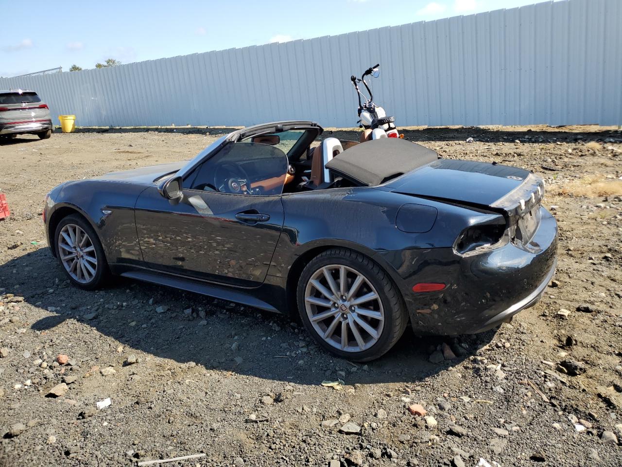 2017 Fiat 124 Spider Classica VIN: JC1NFAEK4H0105458 Lot: 70775744