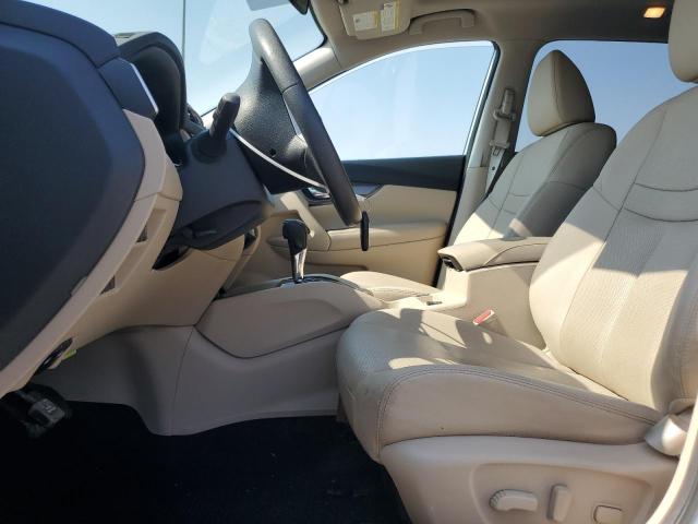  NISSAN ROGUE 2016 Cream