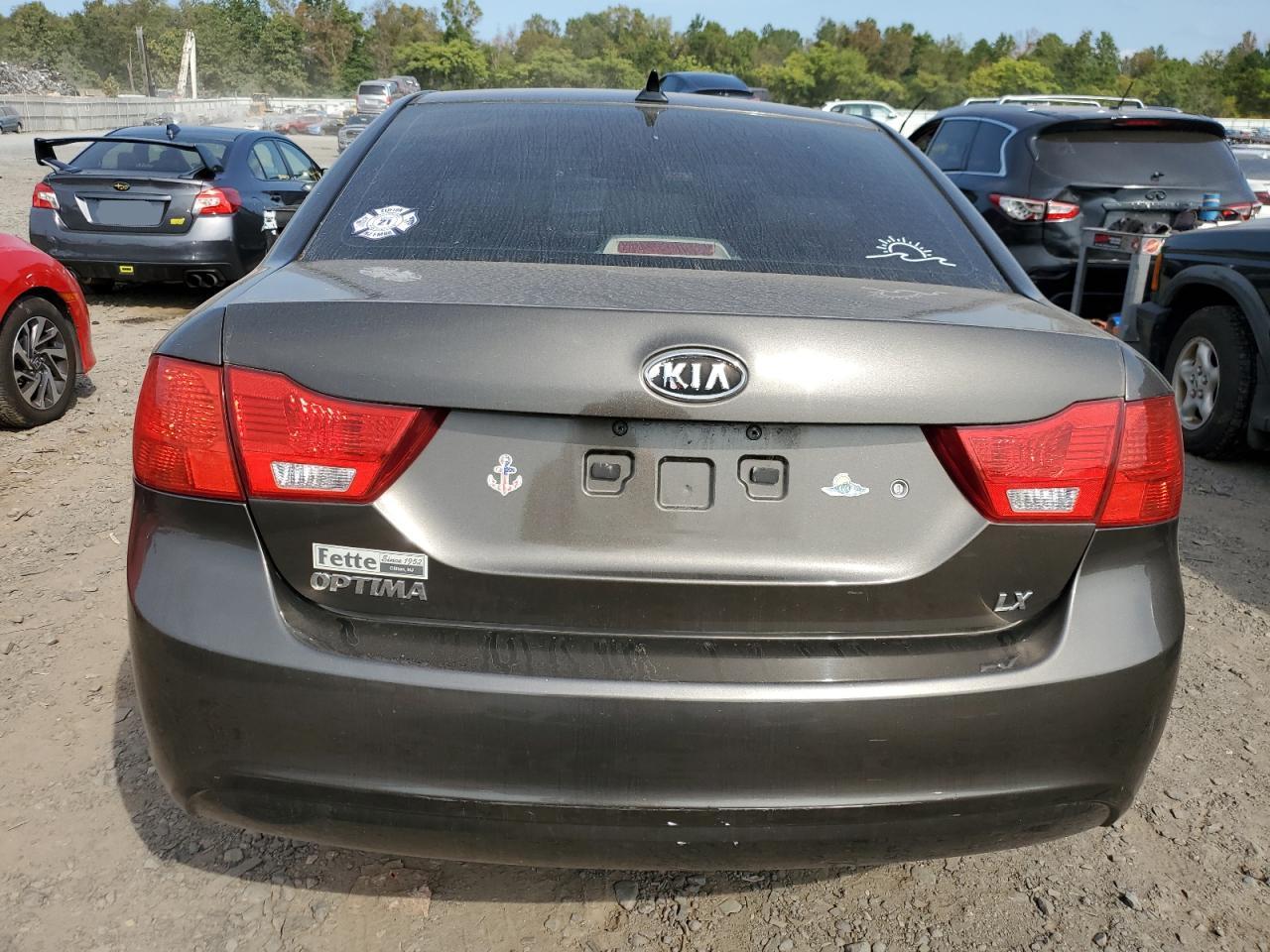 2009 Kia Optima Lx VIN: KNAGE228995312667 Lot: 71428164