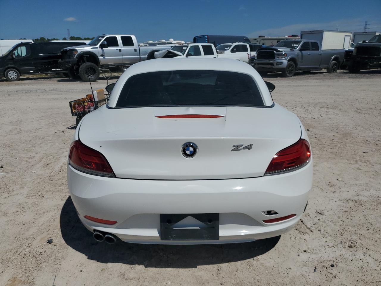 2011 BMW Z4 Sdrive30I VIN: WBALM5C54BE378671 Lot: 71042714