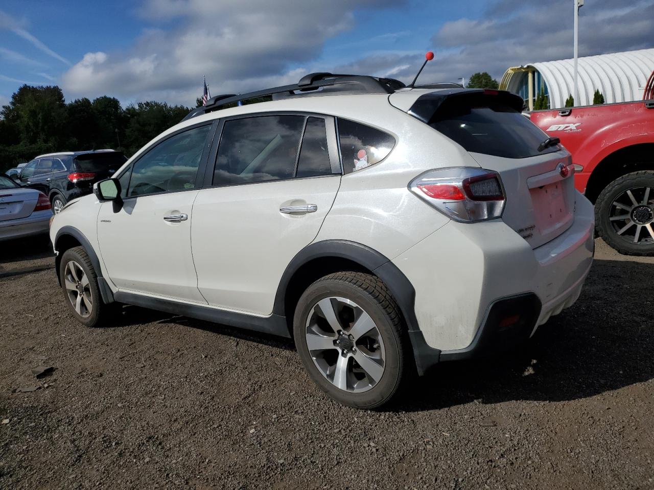 2015 Subaru XV - Image 2