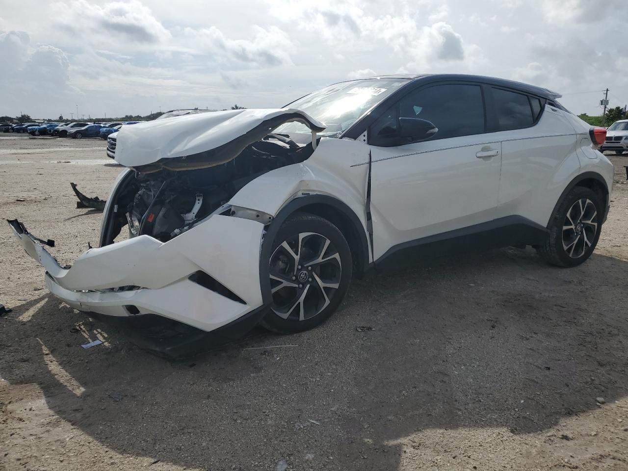 2019 Toyota C-Hr Xle VIN: NMTKHMBX2KR088857 Lot: 73197014