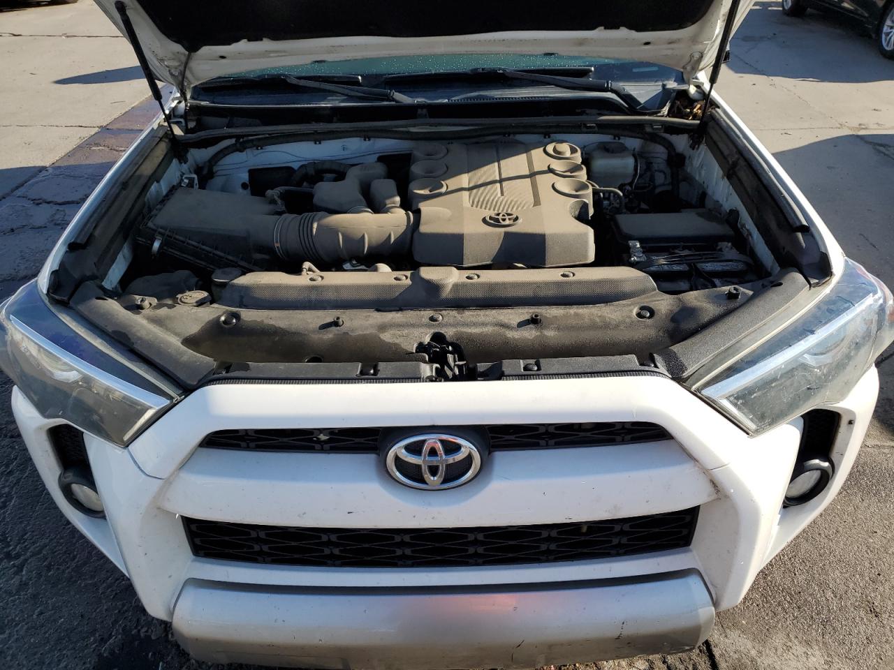 2017 Toyota 4Runner Sr5/Sr5 Premium VIN: JTEBU5JR2H5480897 Lot: 69996774