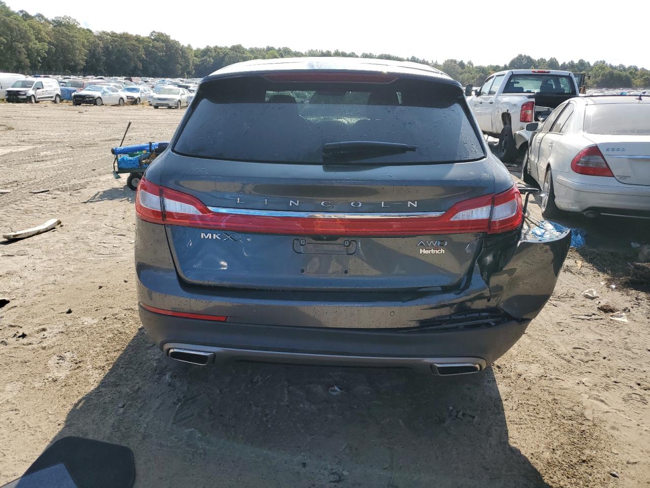 2LMPJ8JR7JBL38566 2018 Lincoln Mkx Premiere