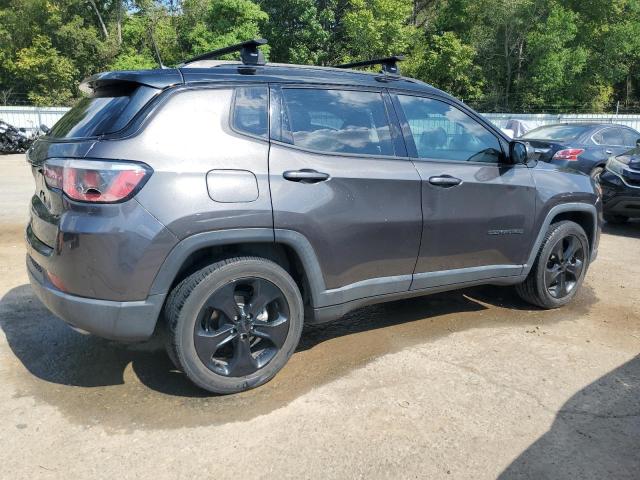  JEEP COMPASS 2018 Серый