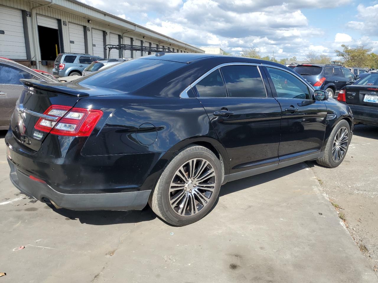 2016 Ford Taurus Sho VIN: 1FAHP2KT7GG157579 Lot: 70996124