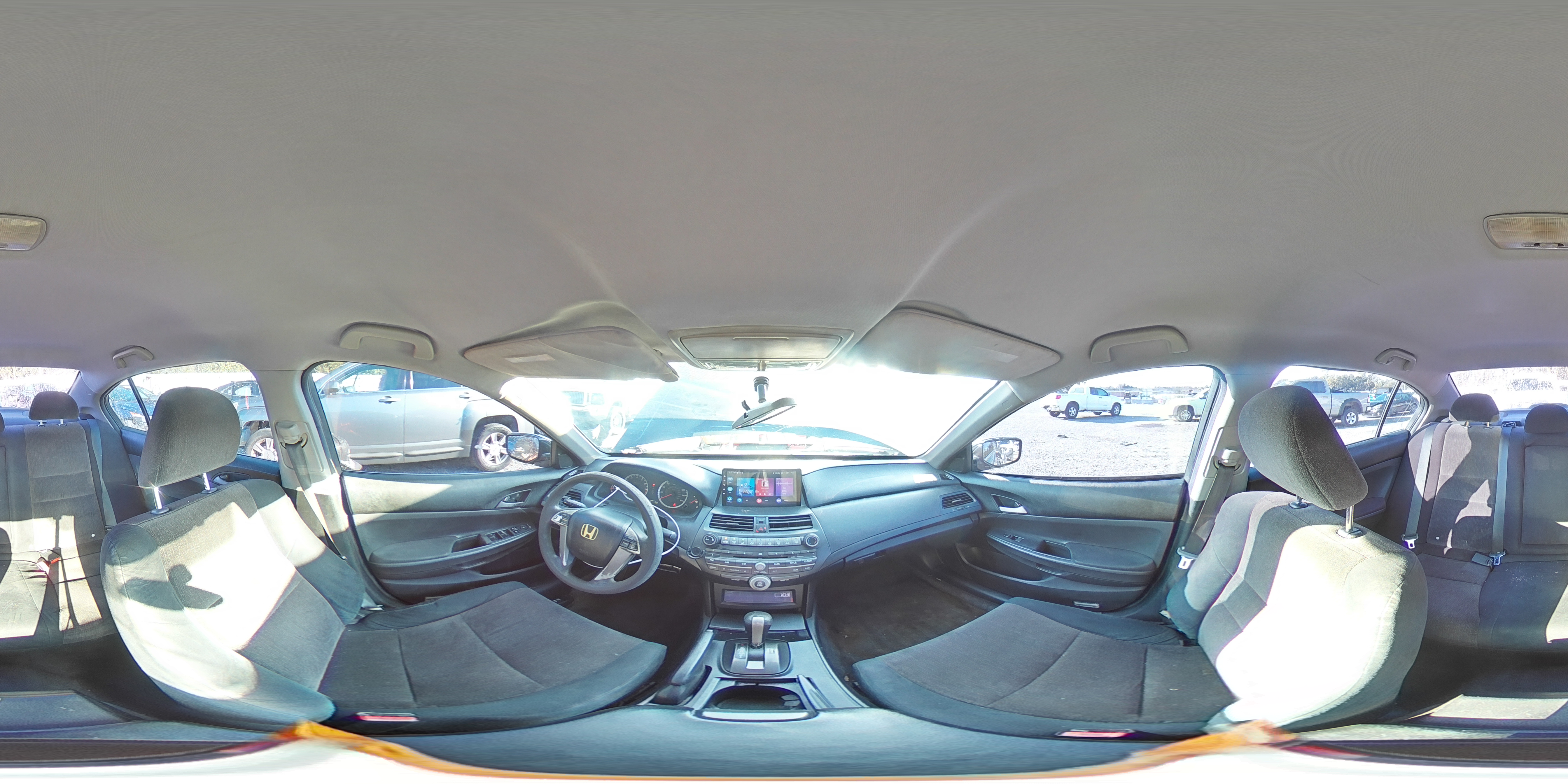 2010 Honda Accord - Image 13