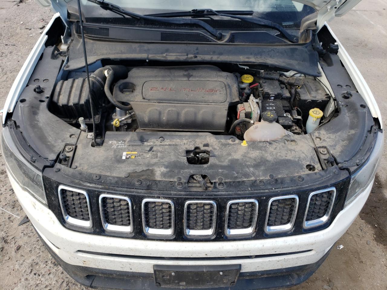 3C4NJDBB6JT280634 2018 Jeep Compass Latitude