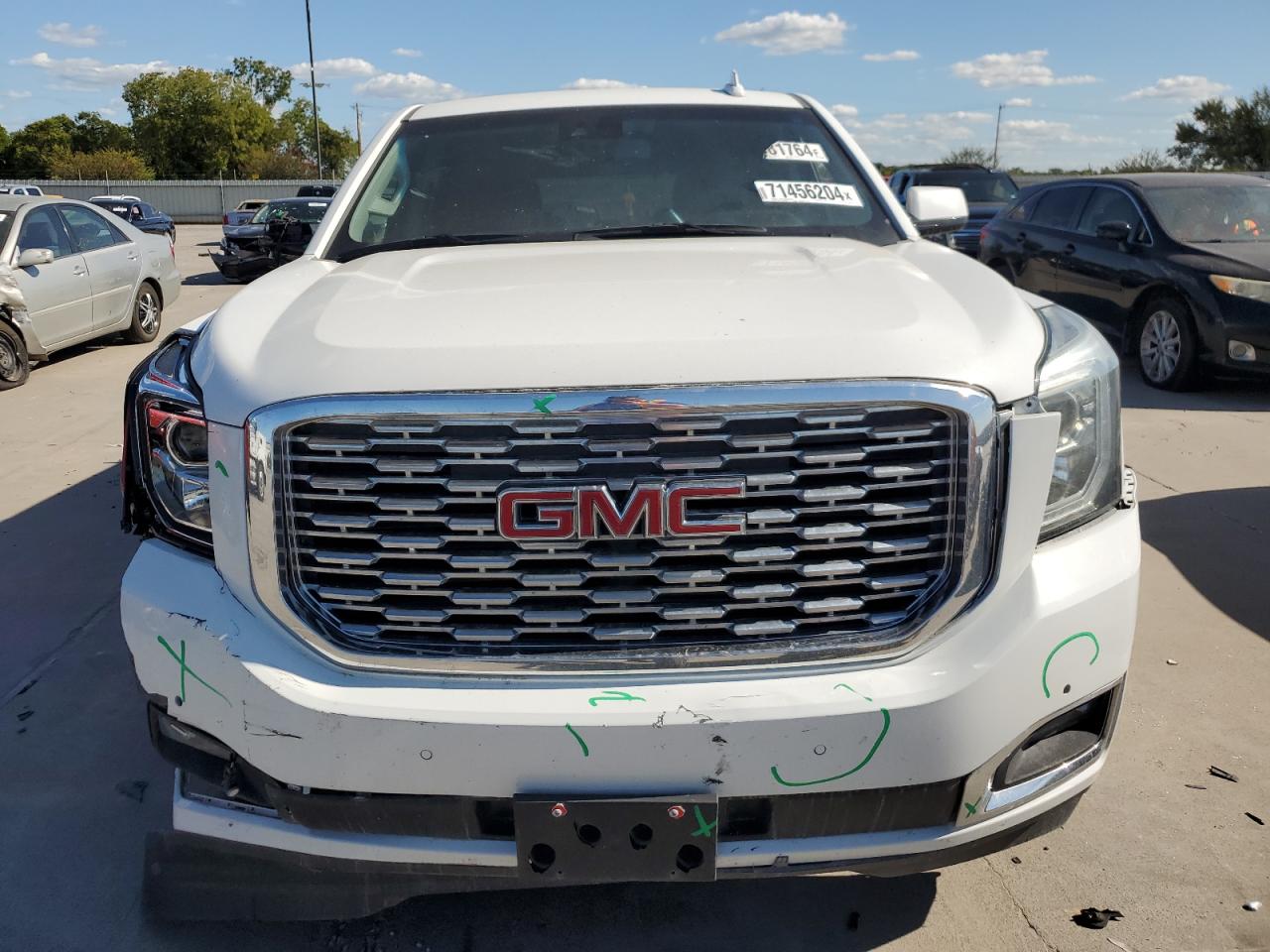 1GKS1CKJ0KR381817 2019 GMC Yukon Denali