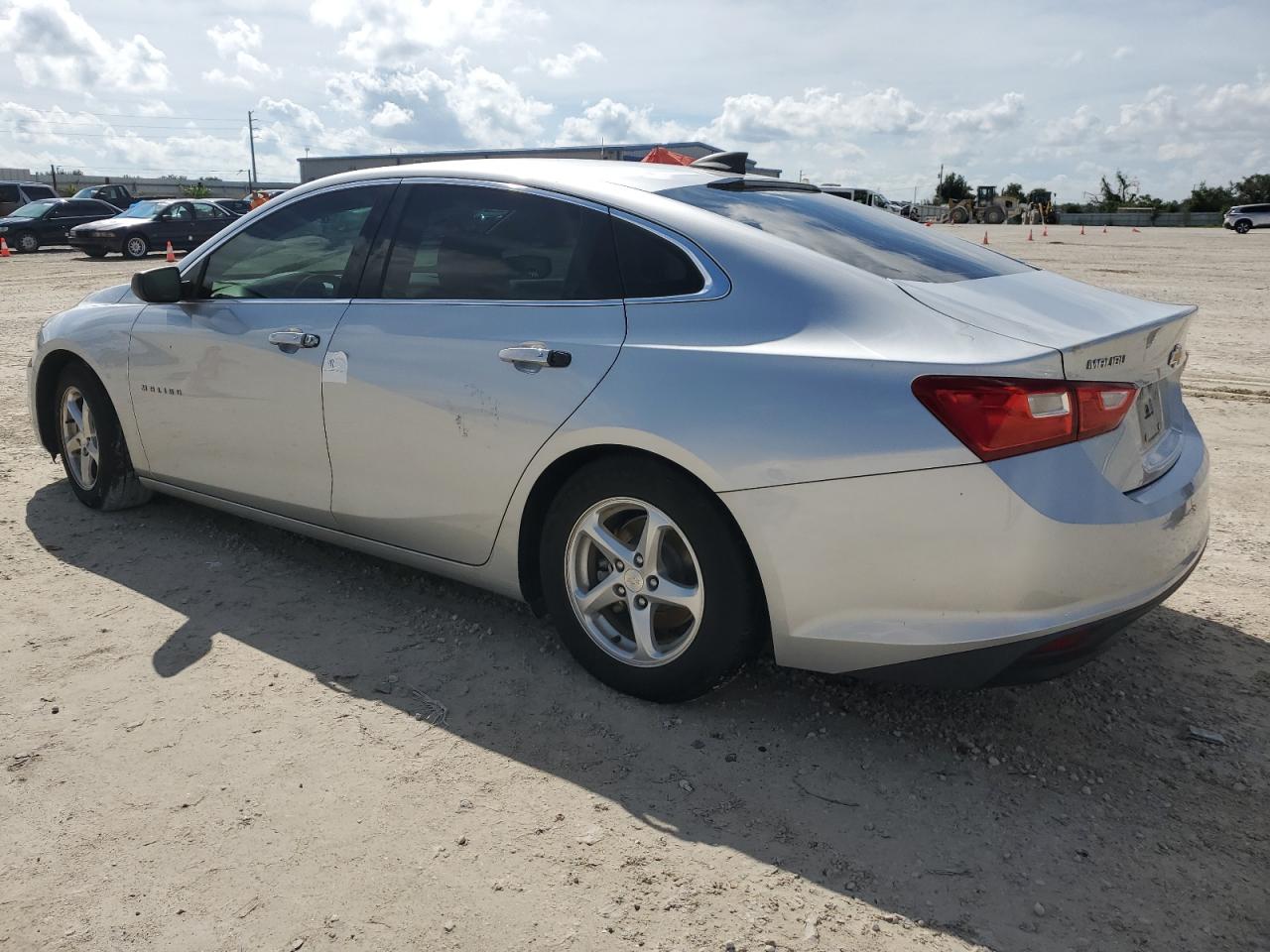 1G1ZB5ST3JF276203 2018 CHEVROLET MALIBU - Image 2