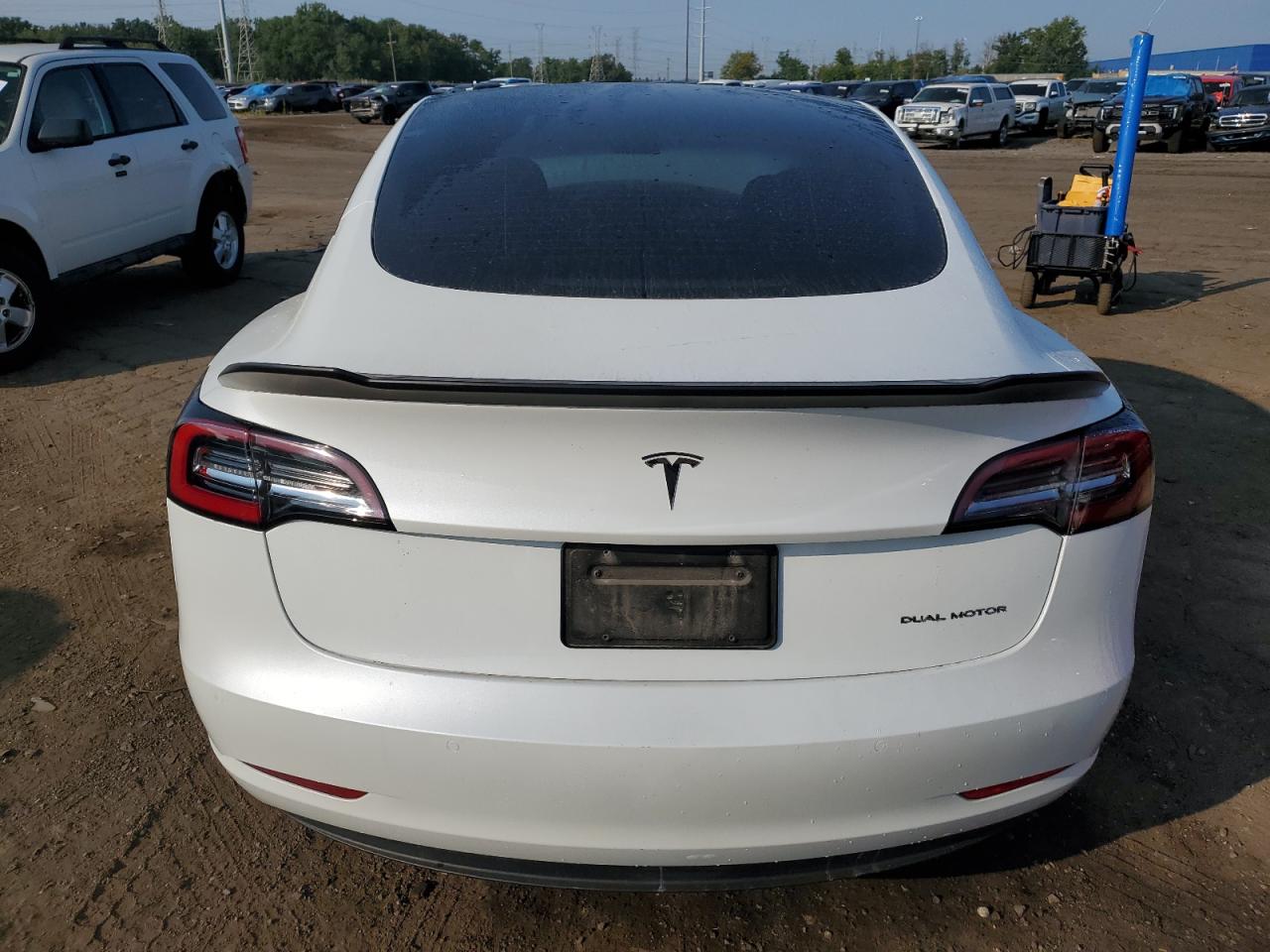 5YJ3E1EB1NF120588 2022 Tesla Model 3