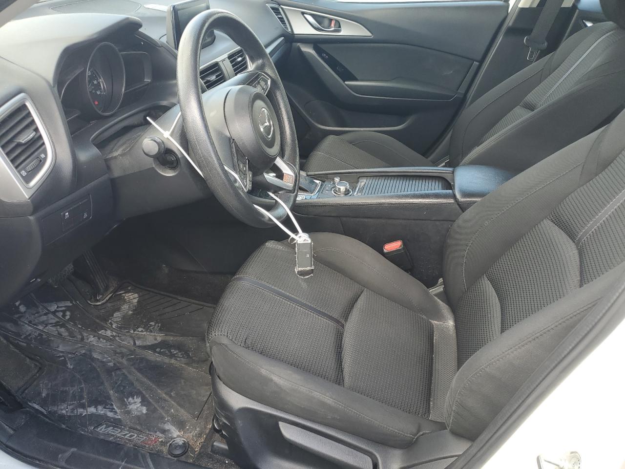 3MZBN1U72HM157543 2017 Mazda 3 Sport