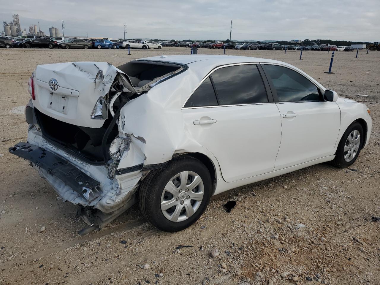 2011 Toyota Camry - Image 3