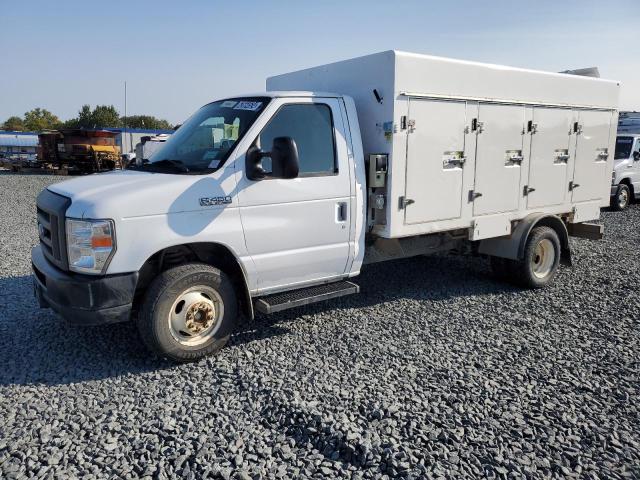 2018 Ford Econoline E450 Super Duty Cutaway Van