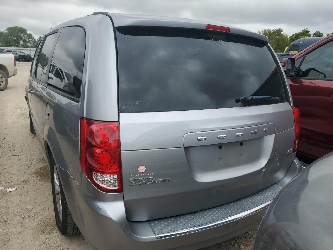 2016 Dodge Caravan - Image 6