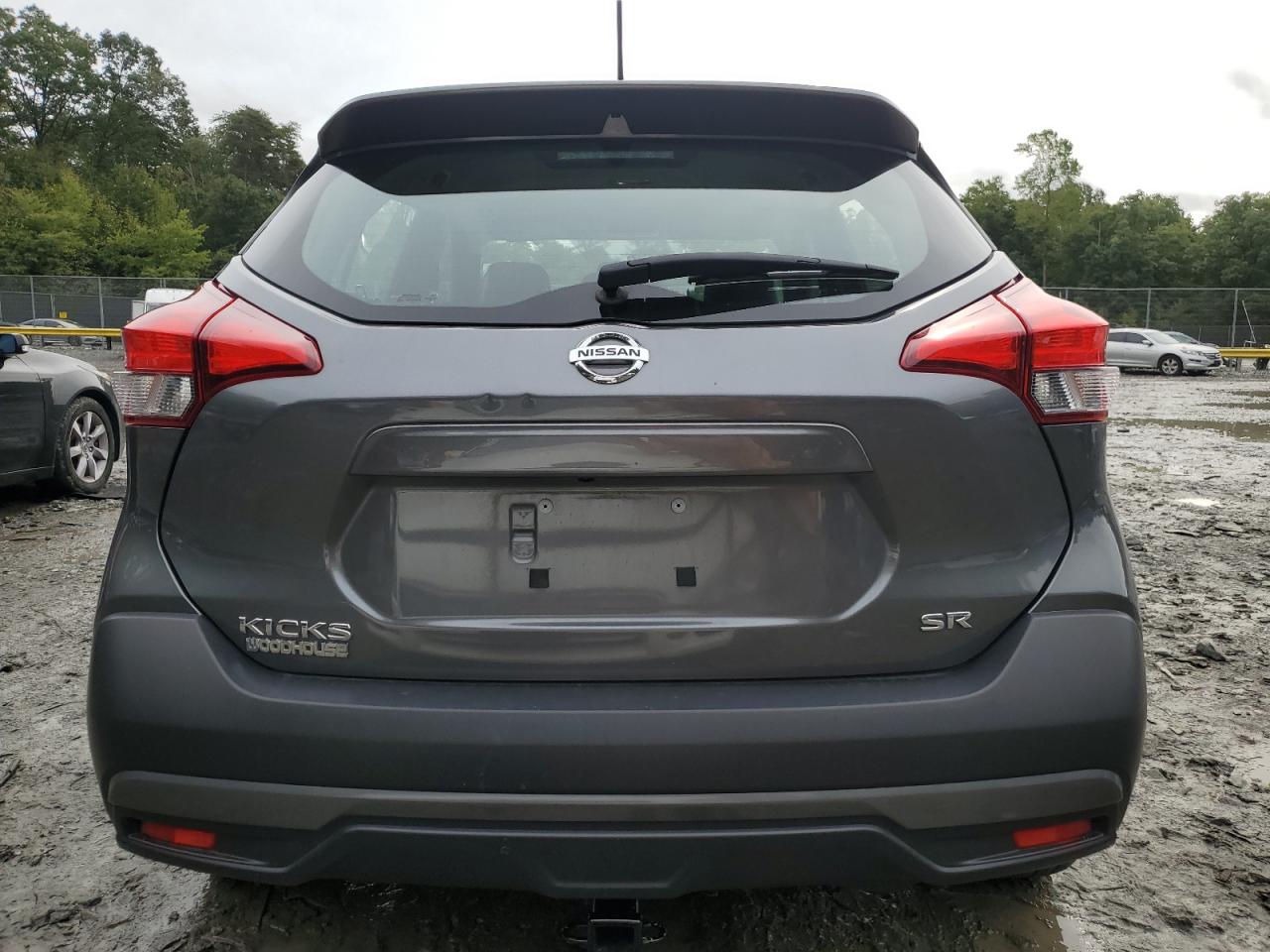 3N1CP5CU2KL569445 2019 Nissan Kicks S