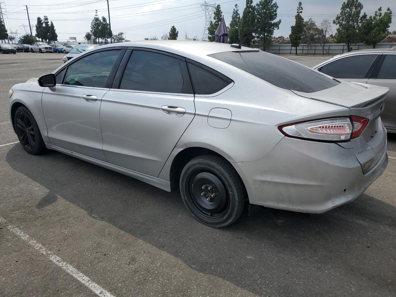 2016 Ford Fusion - Image 2