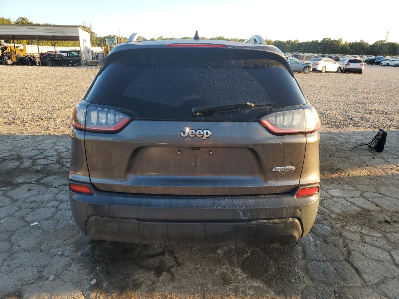 2019 Jeep Cherokee Latitude Plus VIN: 1C4PJLLB5KD301482 Lot: 72232514