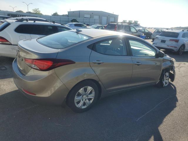  HYUNDAI ELANTRA 2016 Zielony